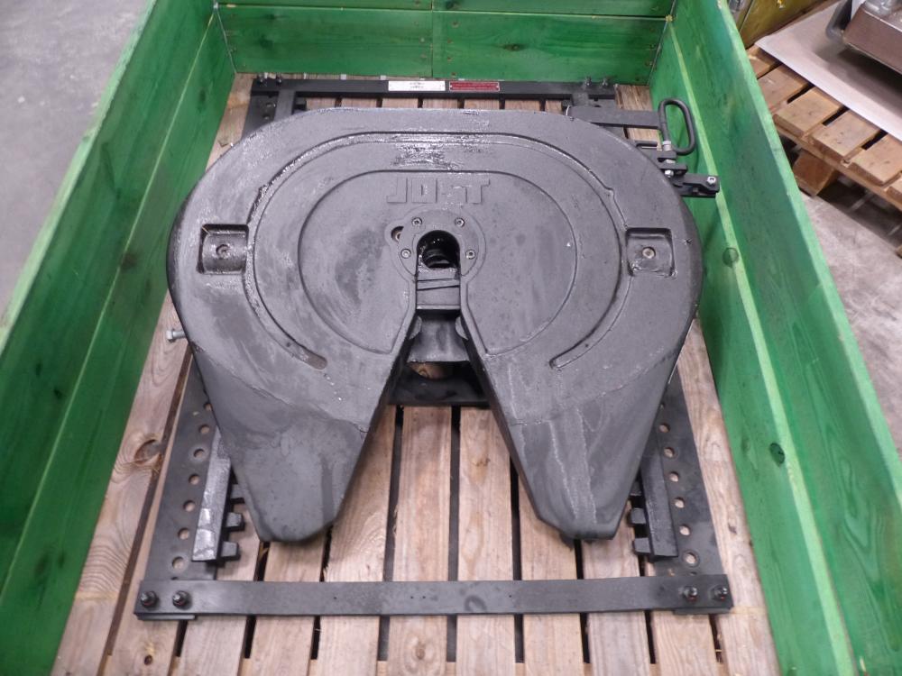 05 - Tractor equipment - Jost JSK 37E adjustable 250mm high